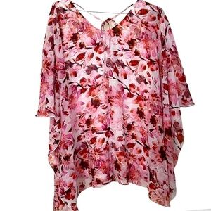 Simply Noelle Pops of Pink Loose Short Sleeve High Low Top